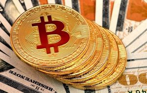 بیت کوین در سال ۲۰۲۵ به ماه می‌رود!