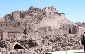 تصاویر تکان‌دهنده از دزدیده شدن کودکان در زلزله بم + فیلم