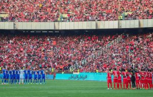 هواداران استقلال پرسپولیس، کلافه از عملکرد آسیایی!