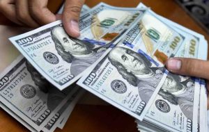 پیش بینی قیمت دلار ۱۹ آذر ۱۴۰۳ / سقوط دمشق مقاومت دلار را شکست