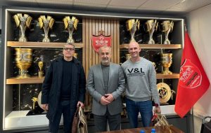 ژاوی تهران را ترک کرد ژاوی تهران را ترک کرد