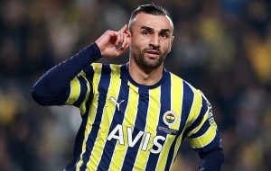 سردار با پرسپولیس توافق کرد؟ + عکس سردار با پرسپولیس توافق کرد؟ + عکس