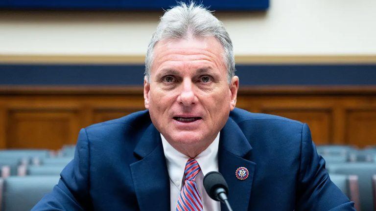 IRS در بلوک برش: چشم انداز نماینده بادی کارتر برای آمریکای منصفانه