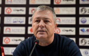 اسکوچیچ: بازیکنان از رسیدن به ترکیب تراکتور واهمه دارند! اسکوچیچ: بازیکنان از رسیدن به ترکیب تراکتور واهمه دارند!