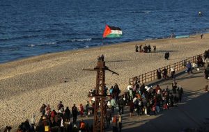 حماس ۸ اسیر را آزاد می‌کند