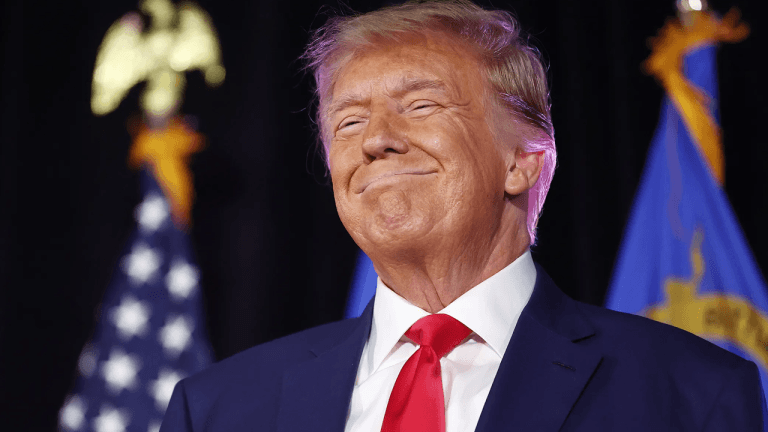 سکه میم ترامپ غوغا به پا کرد: آنتونی اسکاراموچی آن را 