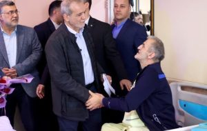 عیادت پزشکیان از جانبازان دوران هشت سال دفاع مقدس