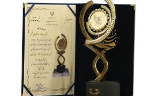 ایرانسل تندیس طلایی رعایت حقوق مصرف‌کنندگان را دریافت کرد