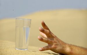 چه کار کنیم که در زمان روزه‌داری تشنه نشویم؟