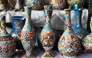 تاسیس میز تخصصی میناکاری و فیروزه‌کوبی در دورود