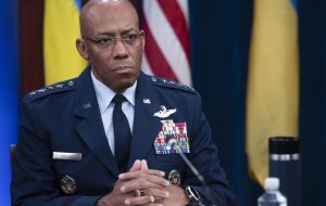 زلزله در پنتاگون؛رئیس ستاد مشترک ارتش برکنار شد زلزله در پنتاگون؛رئیس ستاد مشترک ارتش برکنار شد