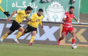 زمان بازی سپاهان – پرسپولیس تغییر کرد