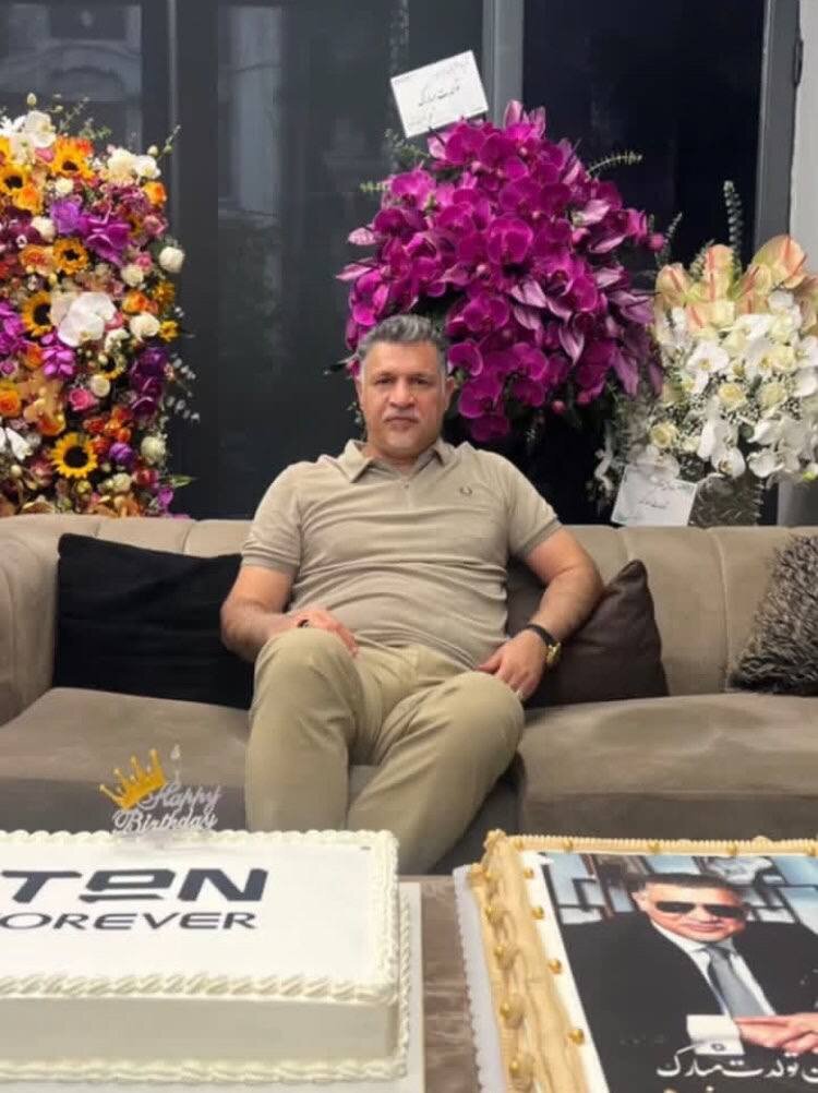 عکس | جشن تولد علی دایی؛ تصویر شهریار روی کیک تولد