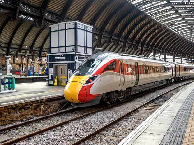 سفر با قطار