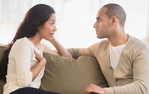 چرا مردها همیشه باید به حرف زنها گوش بدن؟ نتایج یک مطالعه جدید!