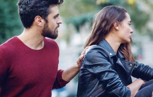 بعد از خیانت همسر چه کنیم؟ راهکارهای موثر برای عبور از این بحران بعد از خیانت همسر چه کنیم؟ راهکارهای موثر برای عبور از این بحران