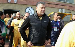 عکس| خوش‌گذرانی علی دایی در پیست اسکی