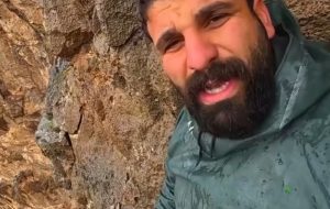 فقط بلاگرم و درآمدم از تبلیغات است/ حتی یک درصد هم نمی‌ترسم/ نگرانم کسی بدون آمادگی کارهای مرا انجام دهد/خواهرم می‌گوید فقط بگویید هنوز زنده است یا نه