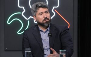 اقدام بانک مرکزی در انتشار اوراق طلا زمینه‌ساز بی‌ثباتی در تنظیم‌گری است/ شورای عالی بورس موضع‌گیری کند/ مرکز مبادله طلا و ارز مزیتی نسبت به بازار سرمایه ندارد