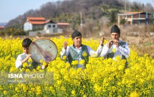 ایسنا – مراسم نوروز خوانی؛ آیین پیشواز فصل بهار ایسنا – مراسم نوروز خوانی؛ آیین پیشواز فصل بهار