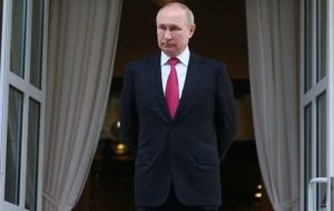 بلومبرگ: احتمالا پوتین با آتش‌بس در اوکراین موافقت کند