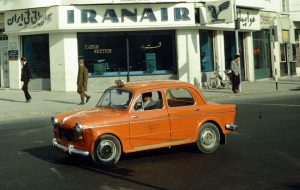 سفر به تهران قدیم؛ ساختمان هما، میدان فردوسی و تاکسی‌های نارنجی!