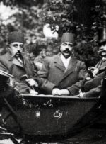 سفر به فرانسه با شاه؛ کالسکه‌سواری مظفرالدین شاه در پاریس