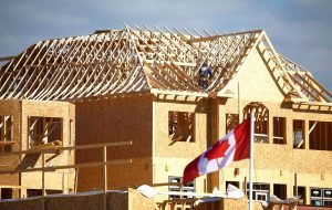 شکستن: کانادا مسیر جدیدی را برای اقامت دائم برای کارگران ساختمانی اعلام می کند