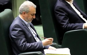 فاطمی امین به شرکت‌هایی مجوز واردات ماشین آلات داد که کارخانه آن حتی زمین برای تاسیس خط تولید نداشت