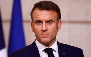 مکرون: هنوز یک ربع به نیمه‌شب آخرالزمانی وقت هست!