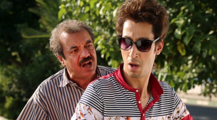 نمایی از فیلم رحمان ۱۴۰۰یکی از بهترین فیلم های کمدی ایرانی