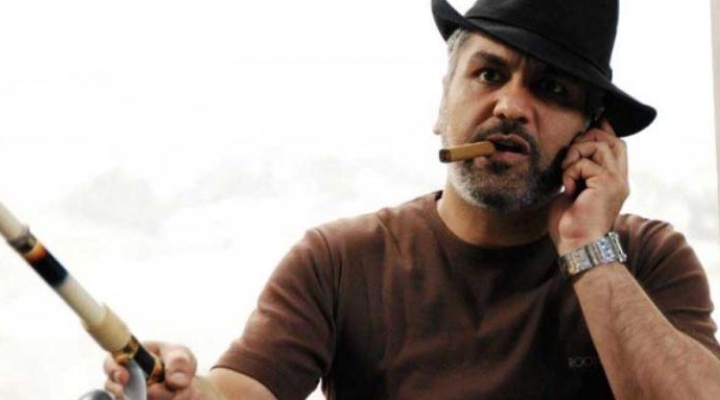 مهران مدیری در همیشه پای یک زن در میان است یکی از بهترین فیلم های کمدی ایرانی