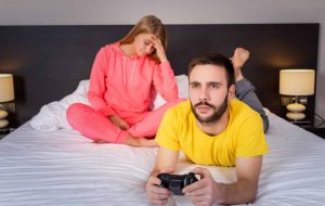 عوارض نداشتن رابطه جنسی برای زنان متاهل