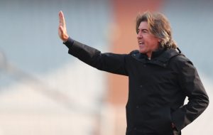 استقلال در یک‌قدمی امضای قرارداد با سرمربی؛ گزینه نهایی با آبی‌ها توافق کرد