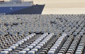 افزایش واردات خودرو ، رکود بازار داخلی را از بین می برد؟ / واردات خودرو نظارت و سیاستگذاری دقیق میخواهد افزایش واردات خودرو ، رکود بازار داخلی را از بین می برد؟ / واردات خودرو نظارت و سیاستگذاری دقیق میخواهد