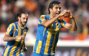 عکس | هافبک سابق چلسی در راه استقلال! عکس | هافبک سابق چلسی در راه استقلال!