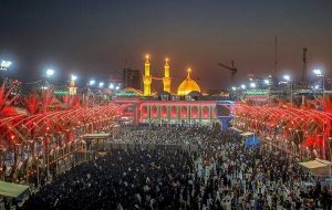 حال و هوای حرم امام حسین(ع) در شب تاسوعا+ فیلم
