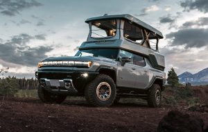 سفر رویایی با کمپر برقی هامر؛ آفرود لاکچری برای طبیعت‌گردها