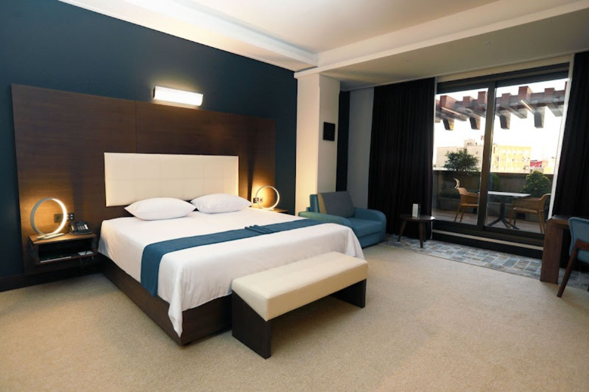 امکانات اتاق دو نفره هتل آتانا