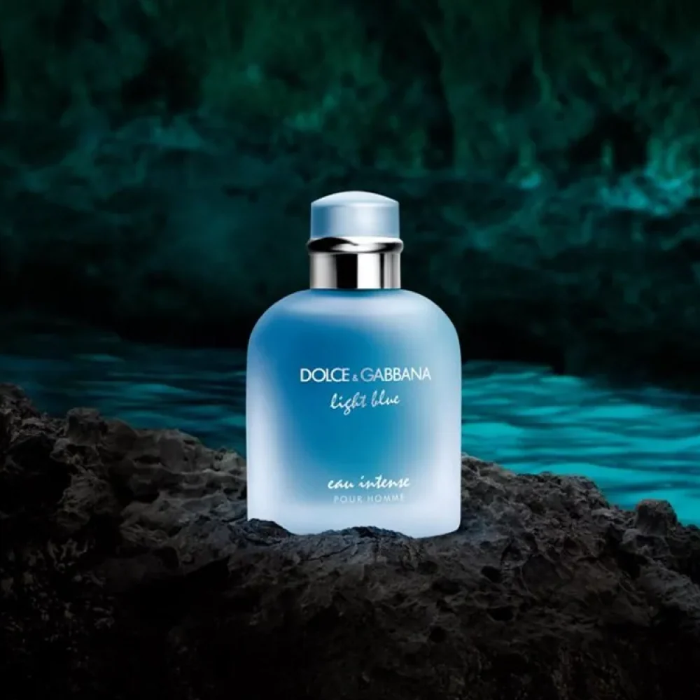 Light Blue Eau Intense Pour Homme