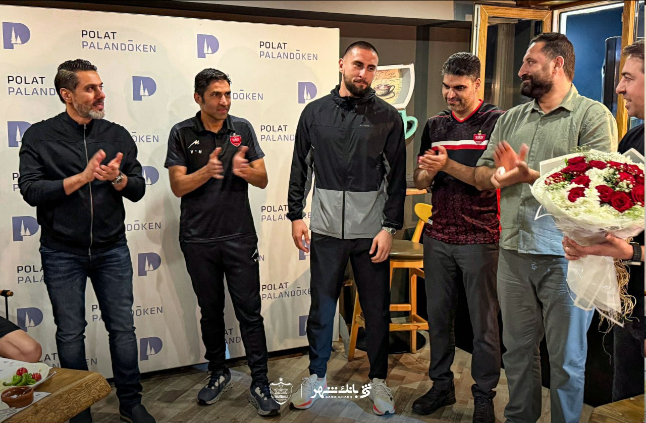 عکس| وداع پرسپولیسی‌ها با گندوز با یک مراسم ویژه