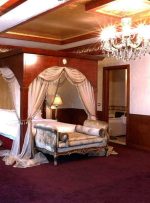 ۱۰ تا از بهترین هتل های مشهد با دسترسی و امکانات لوکس + مشخصات