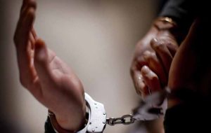 بازداشت باند حفاران غیرمجاز در املش؛ ۴ گنج‌یاب در دام قانون