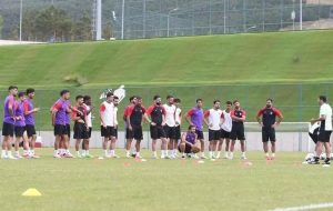 تمرین پرسپولیس تعطیل شد – خبرآنلاین