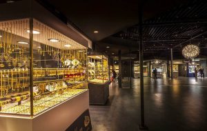 خریداران طلا بخوانند/ طلا تا یک هفته دیگر روی چه عددی میایستد؟ خریداران طلا بخوانند/ طلا تا یک هفته دیگر روی چه عددی میایستد؟