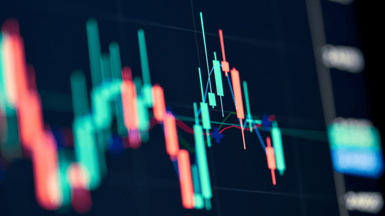 ساعت بیت کوین قیمت: گاوها در حالت تعلیق به عنوان Engulfing Bearish نمودار روزانه را لرزاند