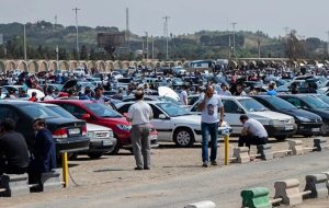 سکوت سنگین در بازار خودرو/ خریداران و فروشندگان دست نگه داشتهاند سکوت سنگین در بازار خودرو/ خریداران و فروشندگان دست نگه داشتهاند