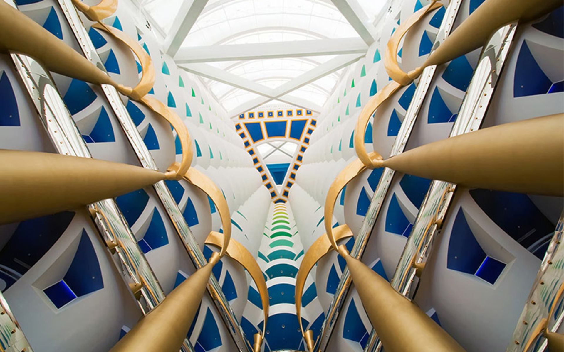 لابی مرتفع برج العرب