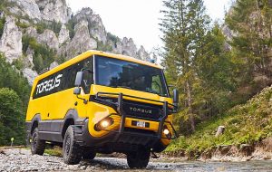 هیولای آفرودی برای سفرهای ماجراجویانه: کمپر اتوبوسی تورسوس رونمایی شد!