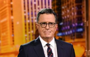 واکنش تند مجری معروف به خوشحالی ترامپ از قطع برنامه‌اش: «برو به جهنم»